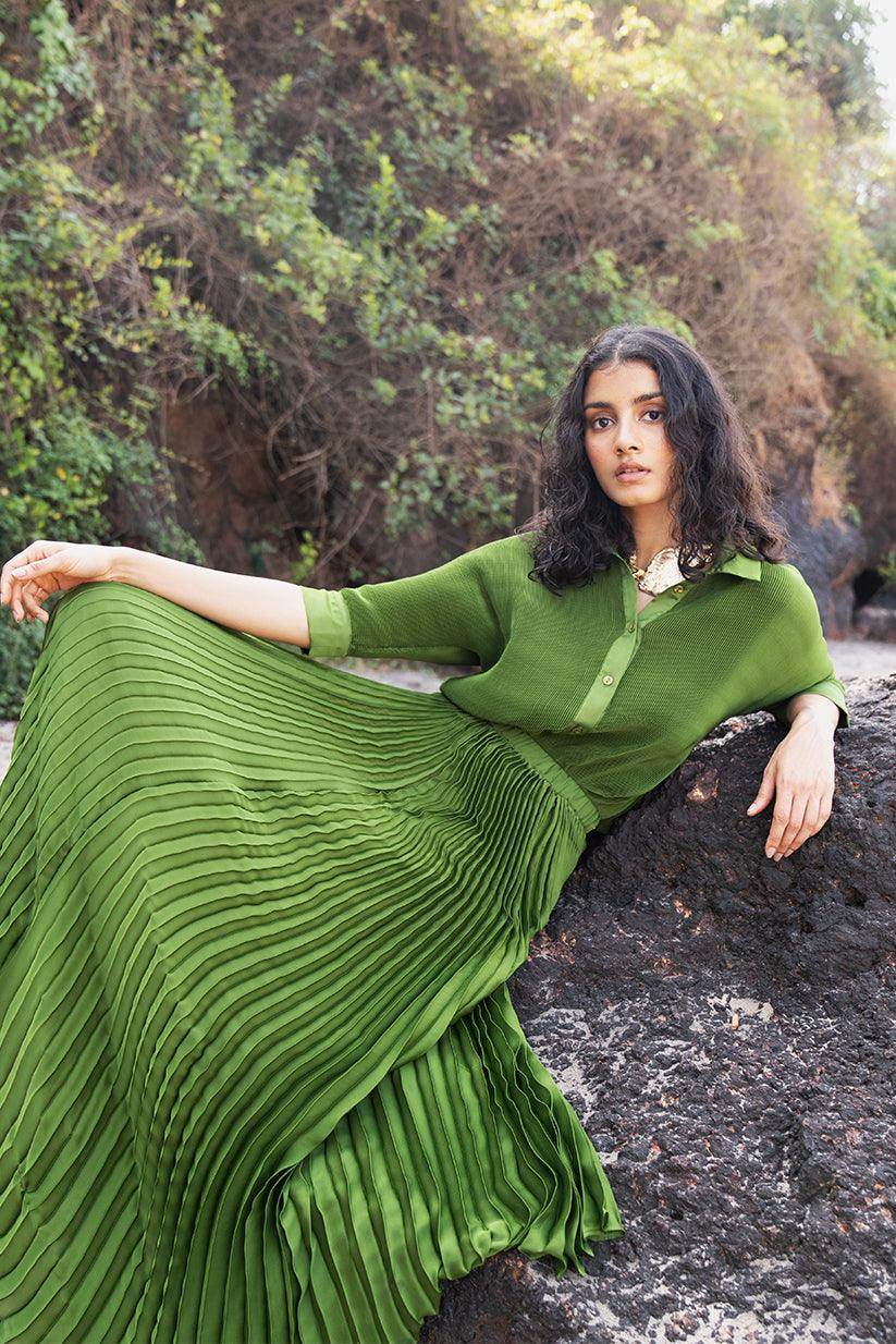 GREEN PLEATED SKIRT SET - dash and dot