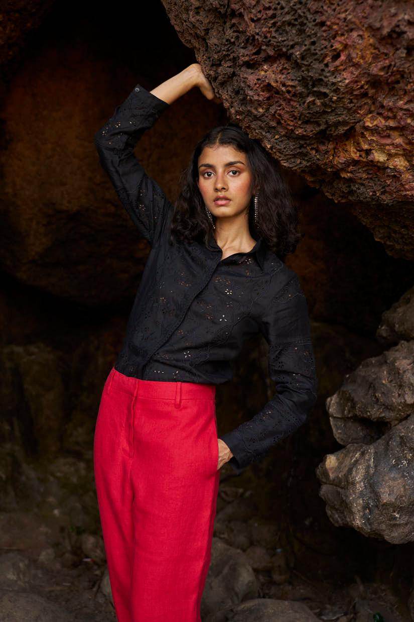 LINEN SCHIFFLI SHIRT - dash and dot