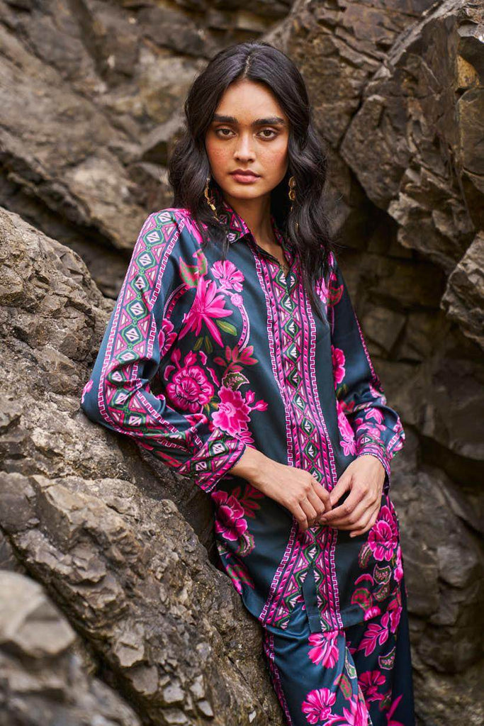 CONTRAST FLORAL SHIRT - dash and dot dash and dot