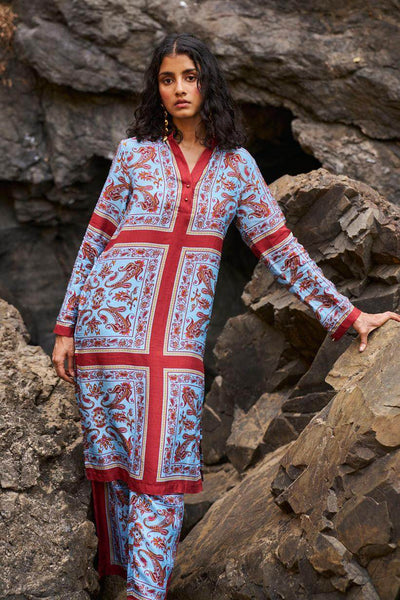 SCARF PRINTED LONGLINE SHIRT - dash and dot