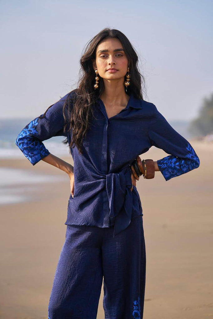 SIDE TIE EMBROIDERED CUFF SHIRT - dash and dot dash and dot