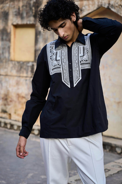 LACE PATCH POPOVER SHIRT - dash and dot