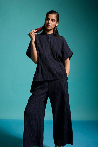 TEXTURED STRUCTURED SET - dash and dot