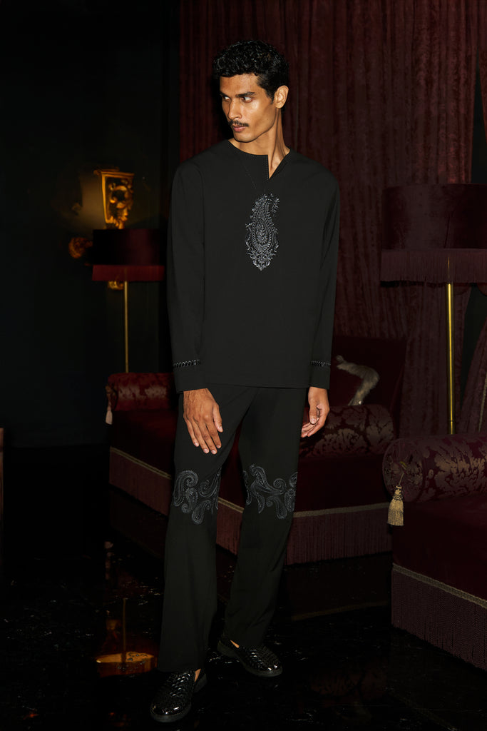 PAISLEY EMBROIDERED PANT dash and dot