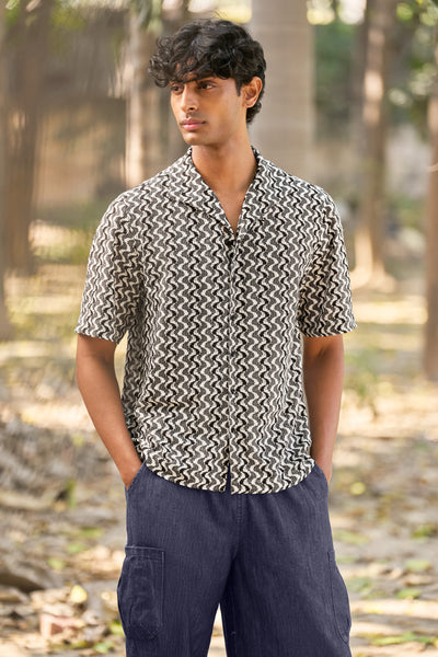 MONOCHROME TEXTURED JACQUARD SHIRT