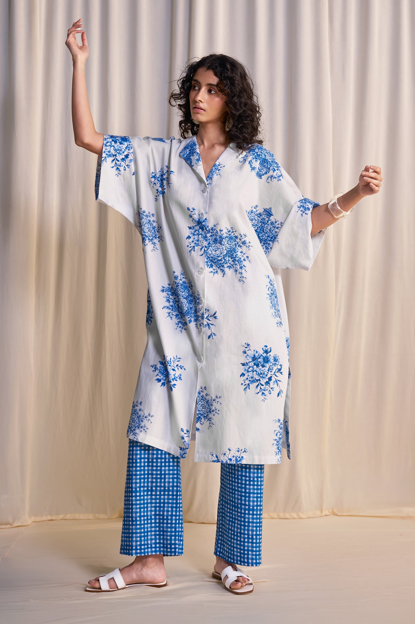 LINEN PORCELAIN PRINT MOTIF SHIRT & MADRAS CHECK PRINT PANT