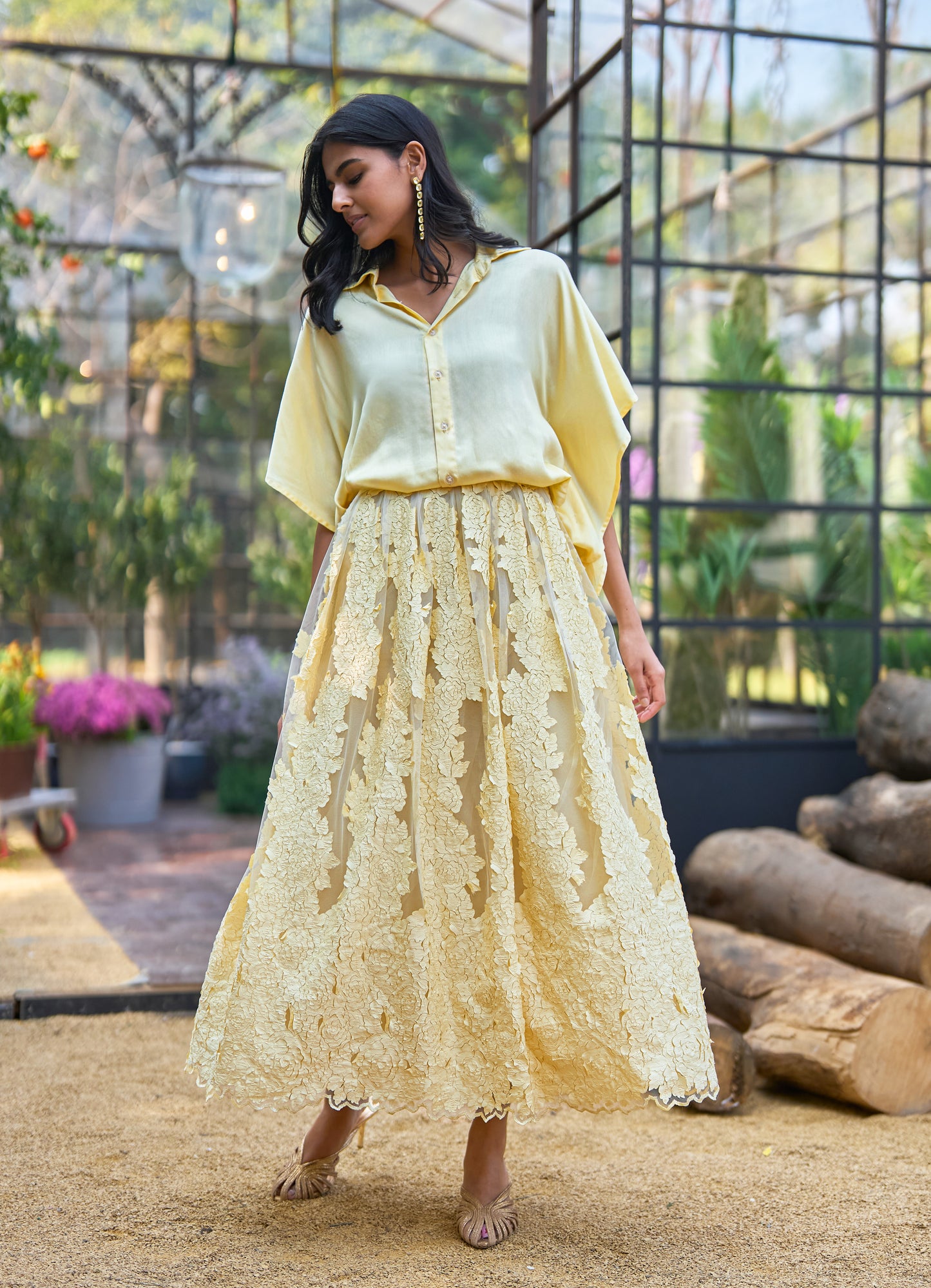 CUTWORK LACE APPLIQUÉ FLARED SKIRT
