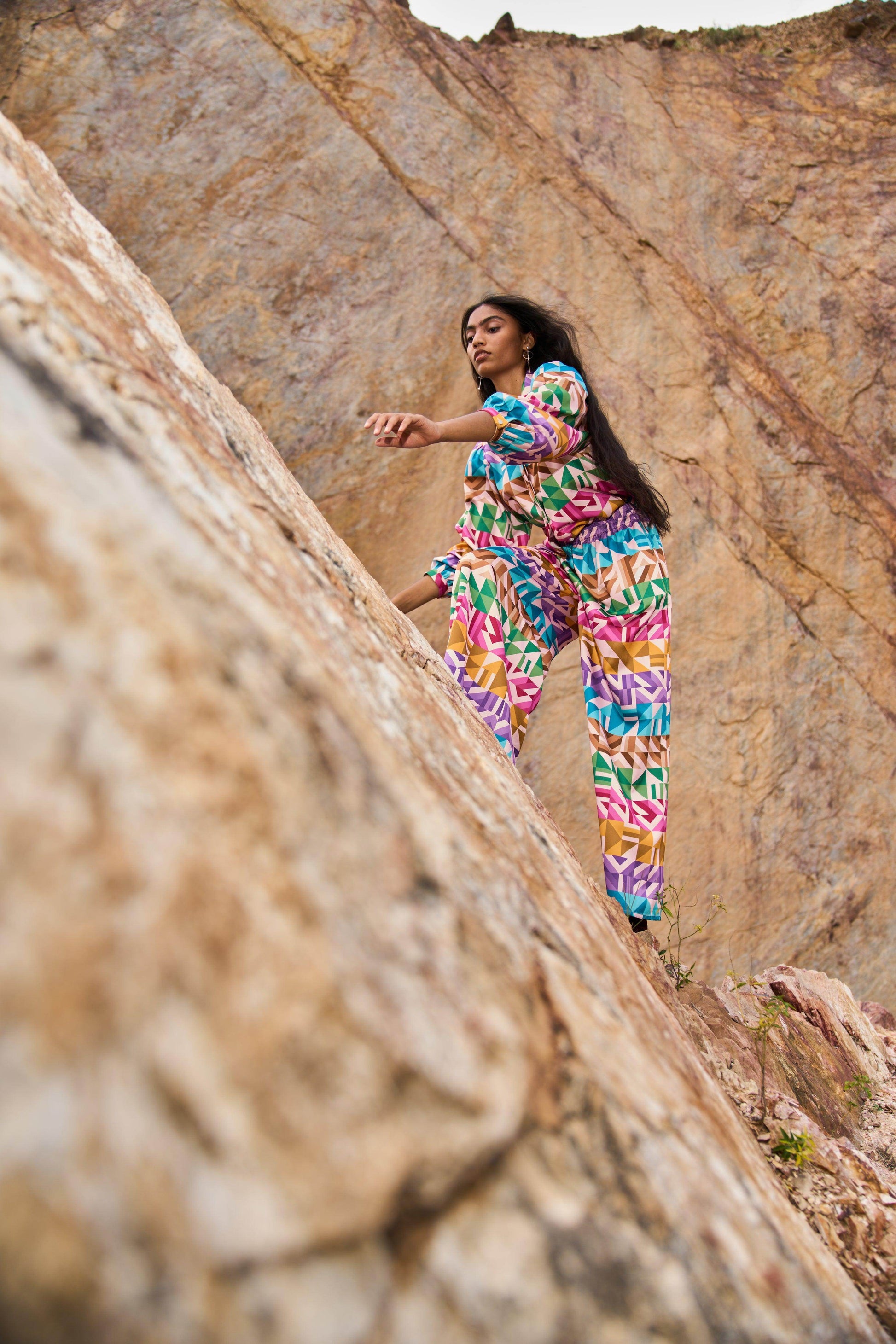 MULTICOLOUR MOTIF STRIPE PANT - dash and dot