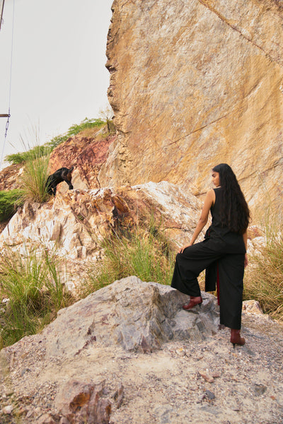 SIDE TIE SLEEVELESS PANT SUIT - dash and dot