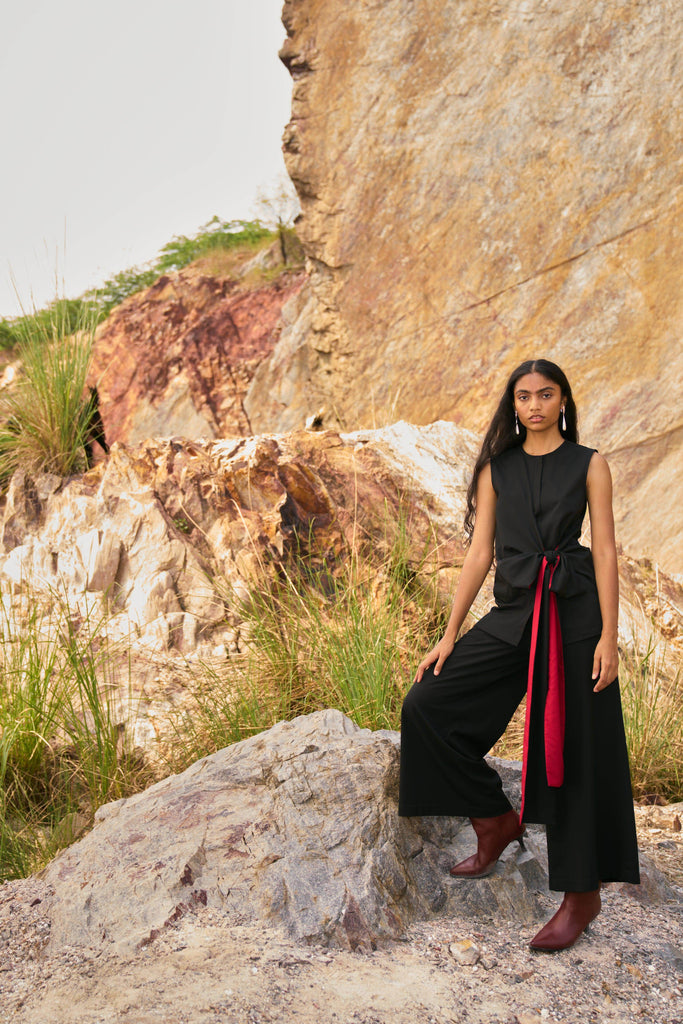 SIDE TIE SLEEVELESS PANT SUIT - dash and dot dash and dot