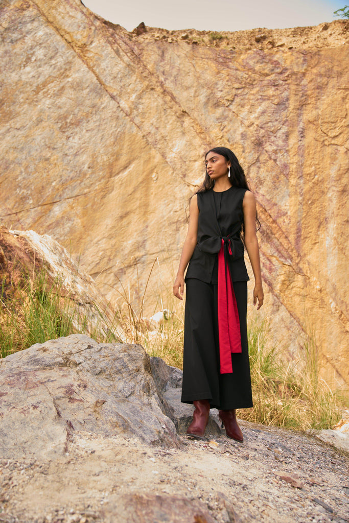 SIDE TIE SLEEVELESS PANT SUIT - dash and dot dash and dot