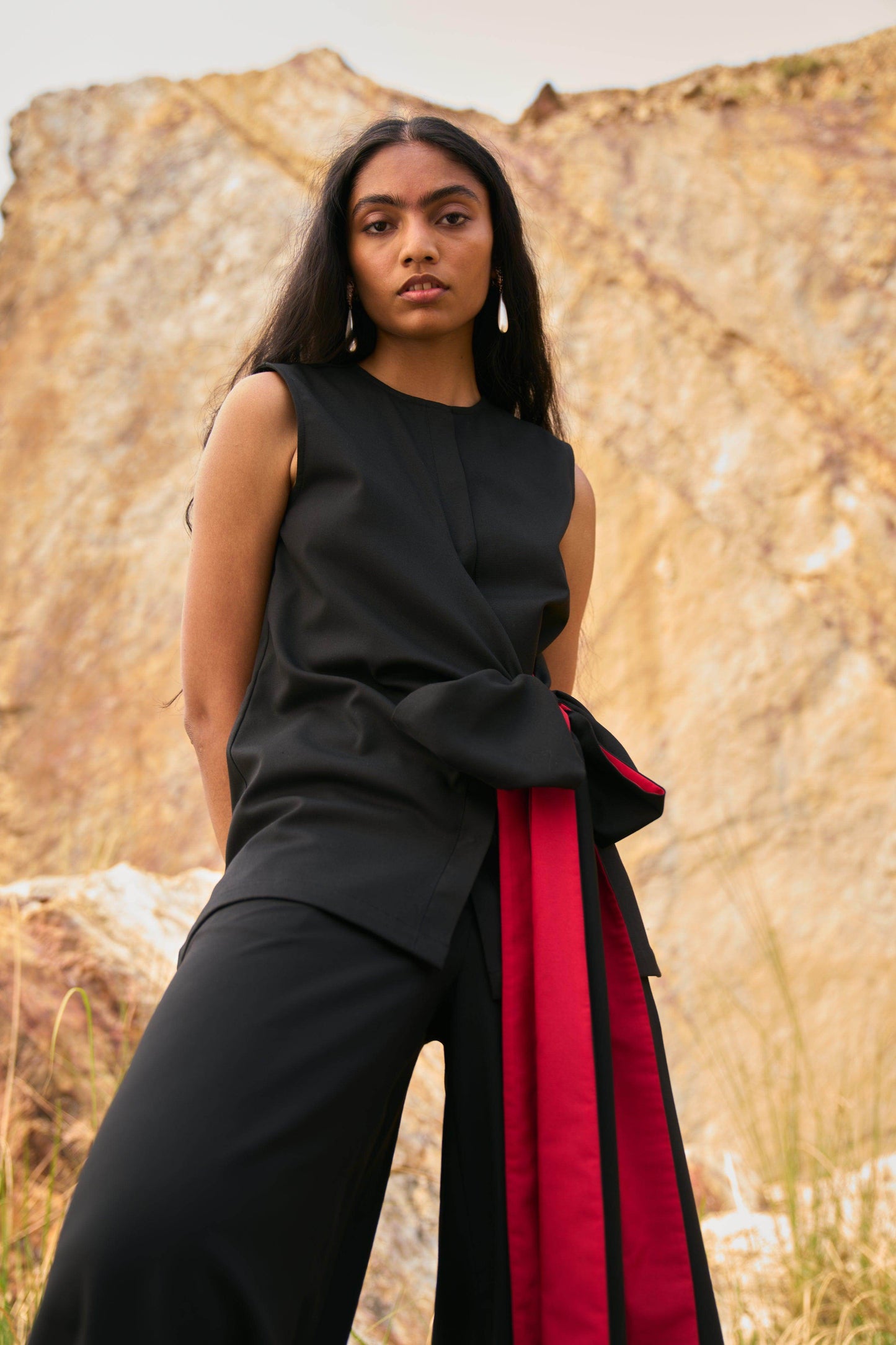 SIDE TIE SLEEVELESS PANT SUIT - dash and dot