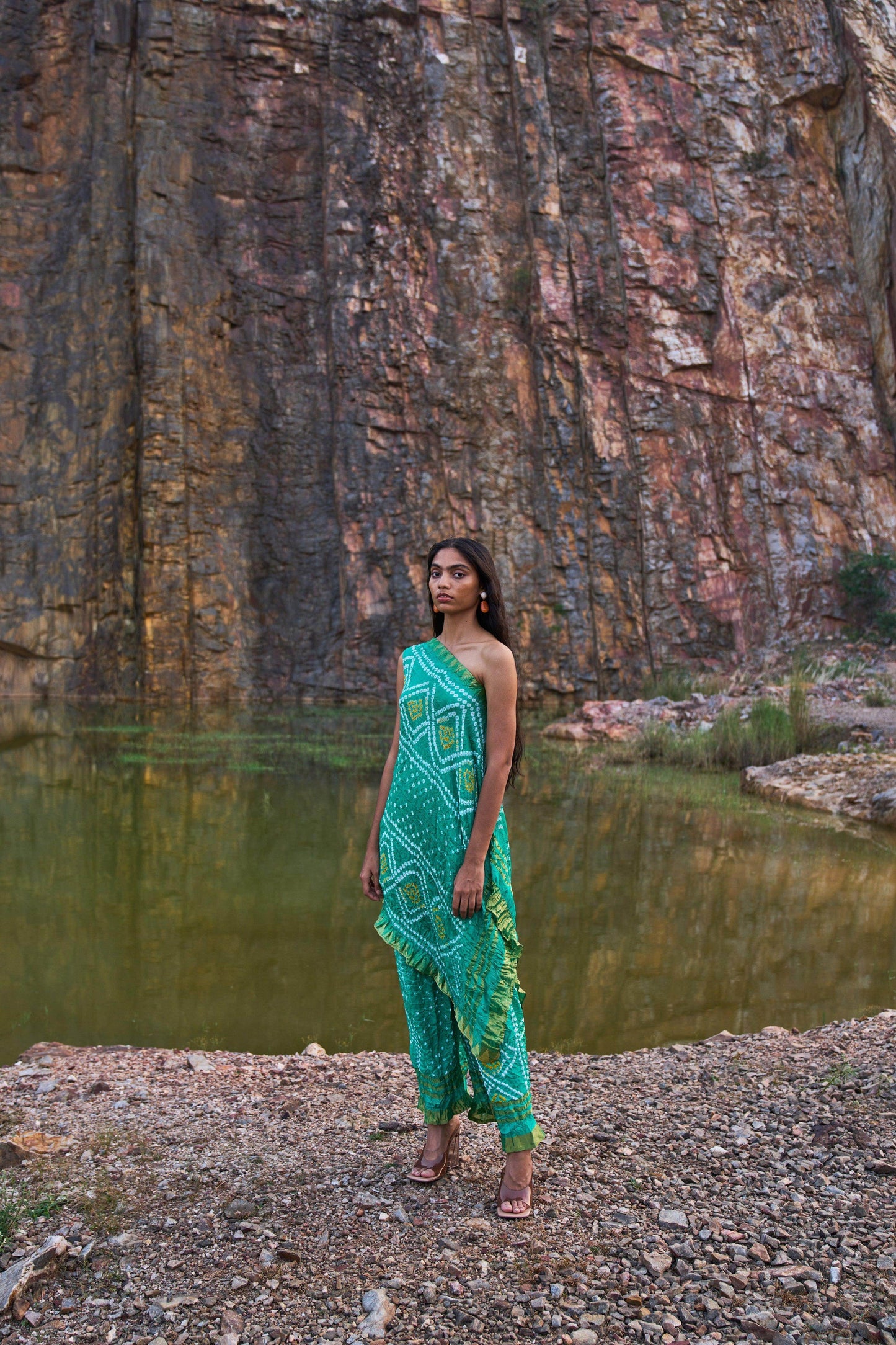 GREEN BANDHANI PANTS - dash and dot