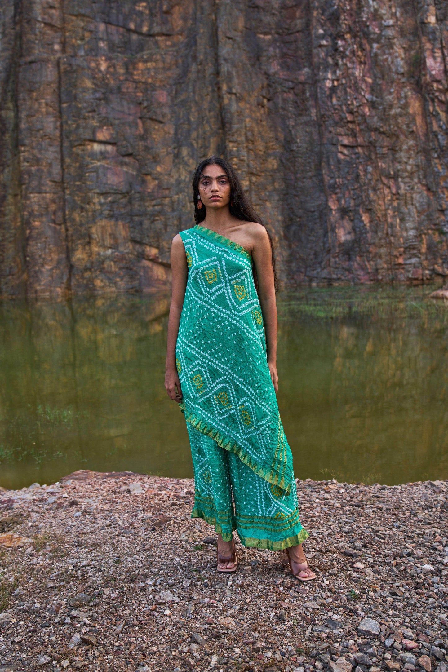 GREEN BANDHANI PANTS - dash and dot