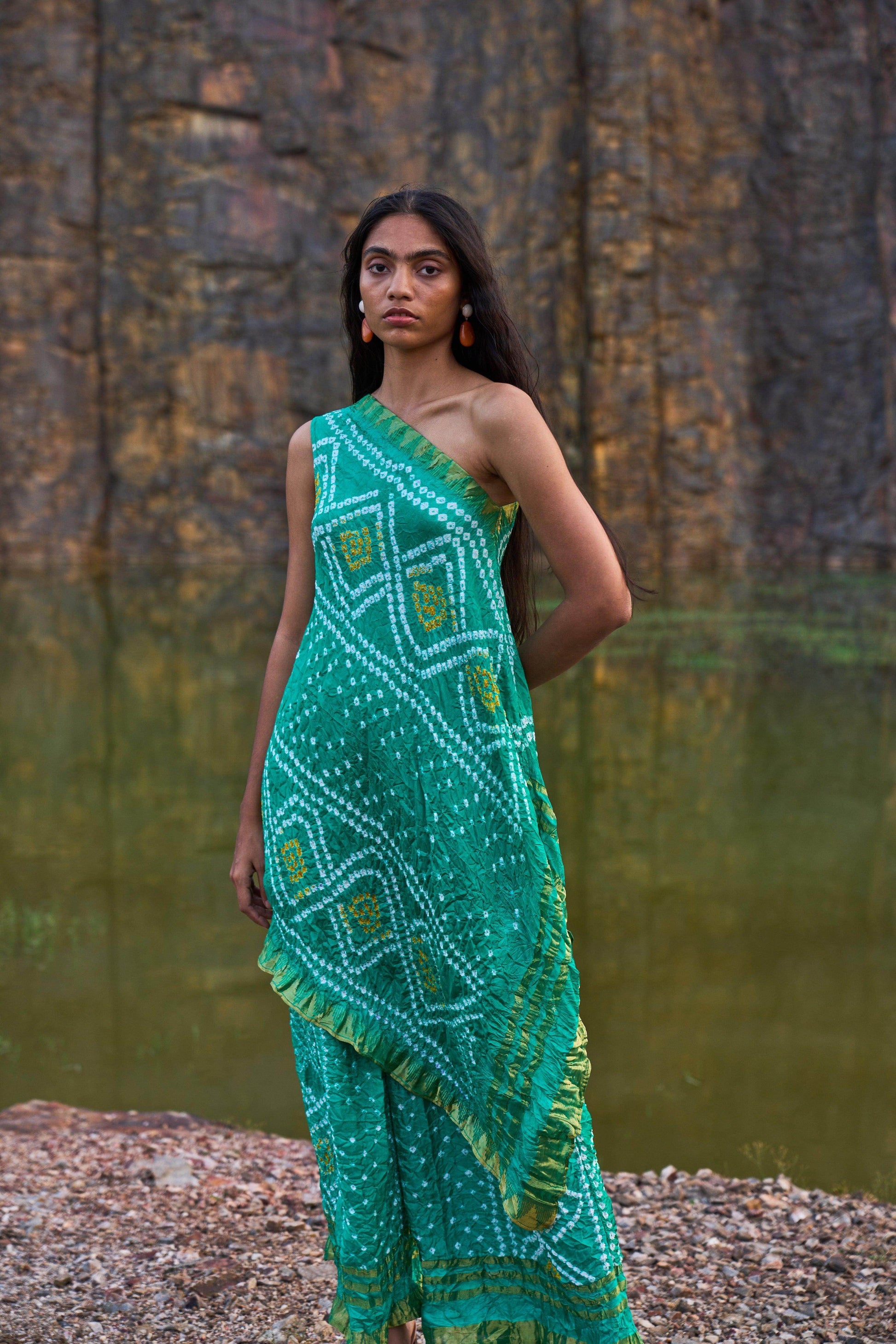 GREEN BANDHANI PANTS - dash and dot