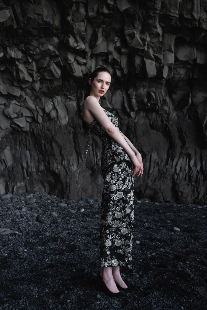 METALLIC EMBROIDERED WIDE LEGGED PANT - dash and dot dash and dot