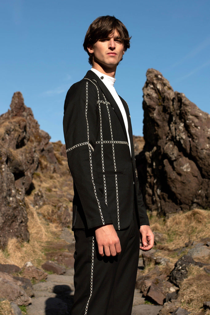 CONTRAST CROSS STITCH SET - dash and dot dash and dot