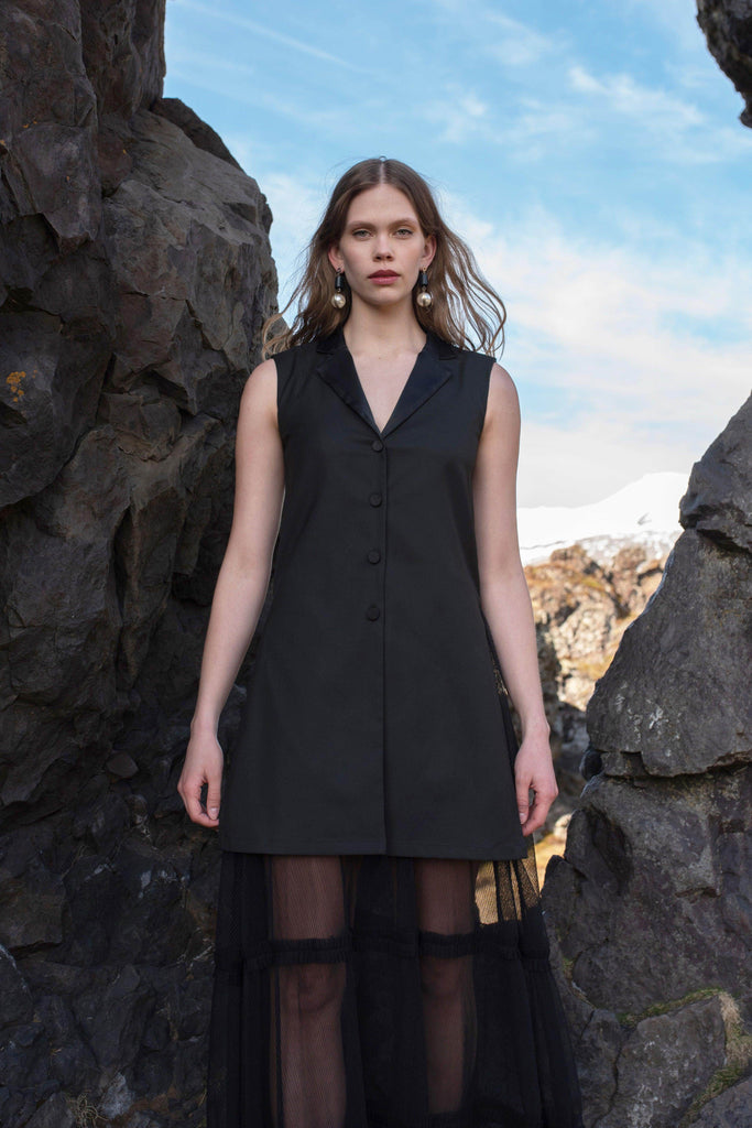 SLEEVELESS BLAZER - dash and dot dash and dot