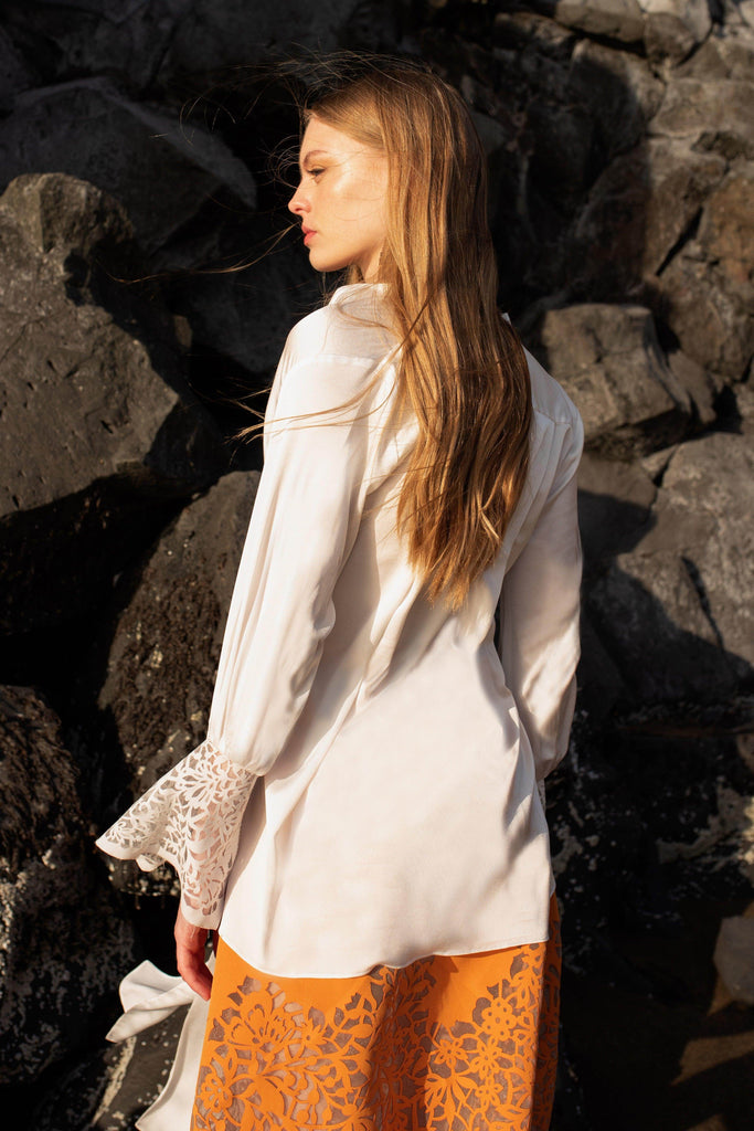 CUTWORK CUFF TOP - dash and dot dash and dot