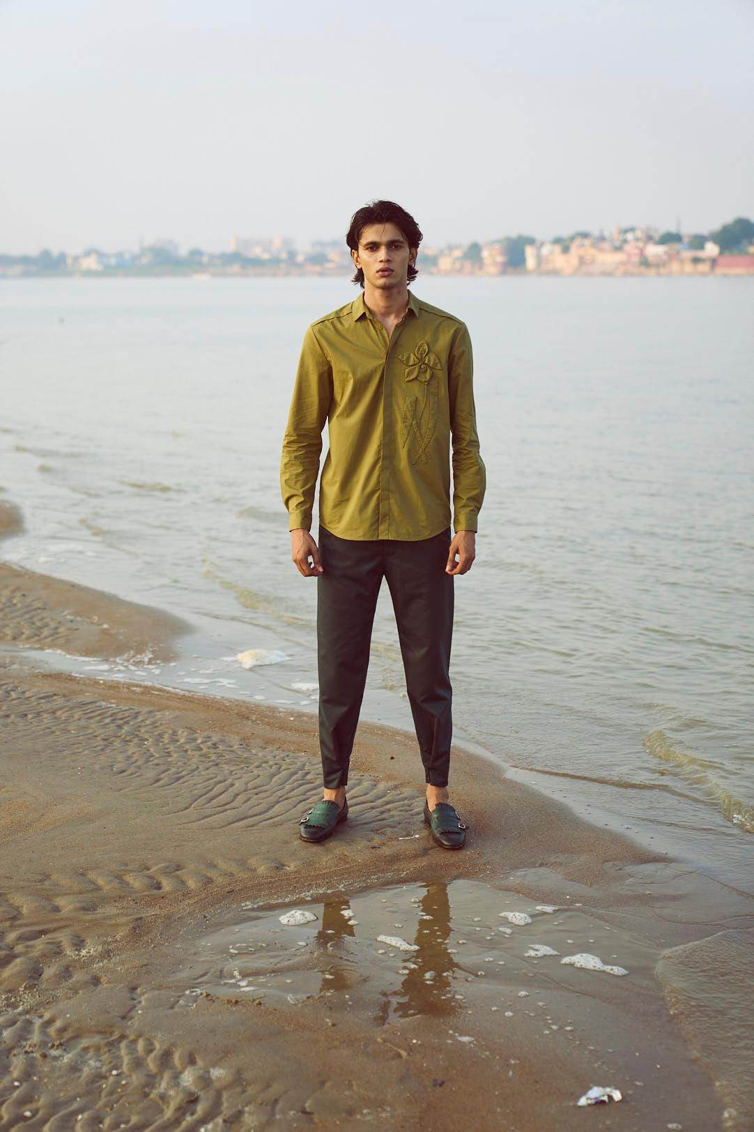 APPLIQUE SHIRT - dash and dot