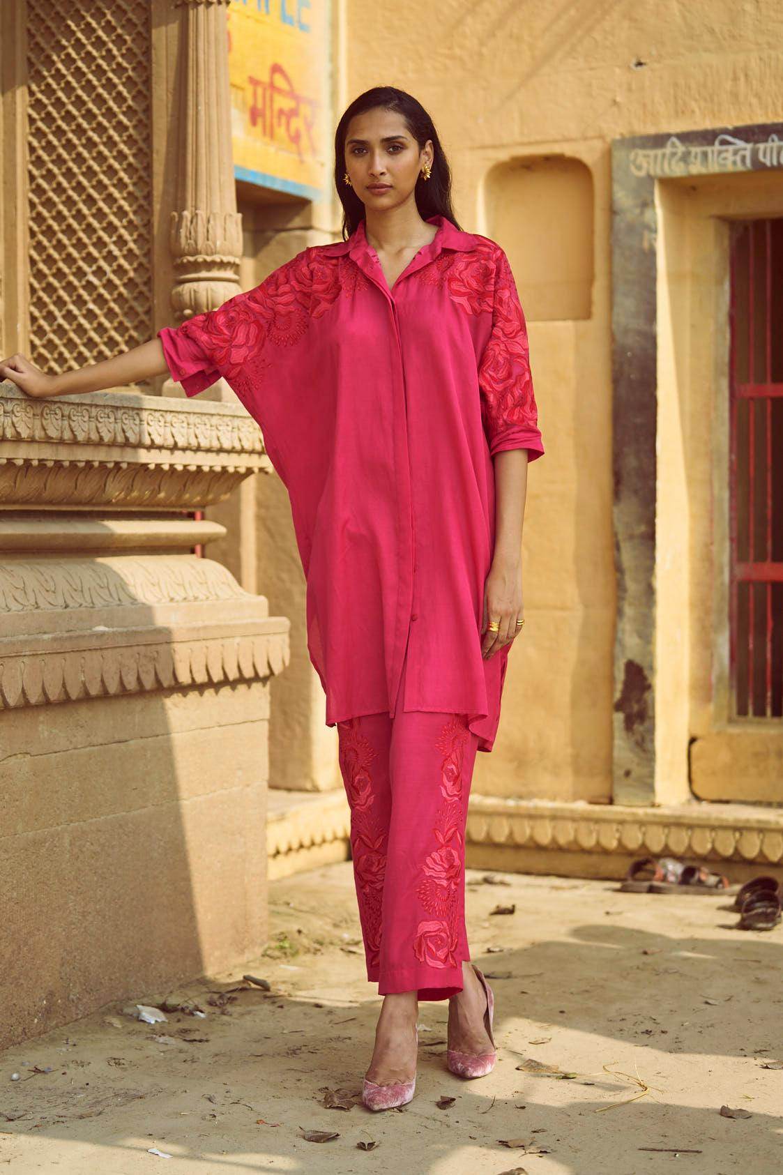 BOXY EMBROIDERED SET - dash and dot