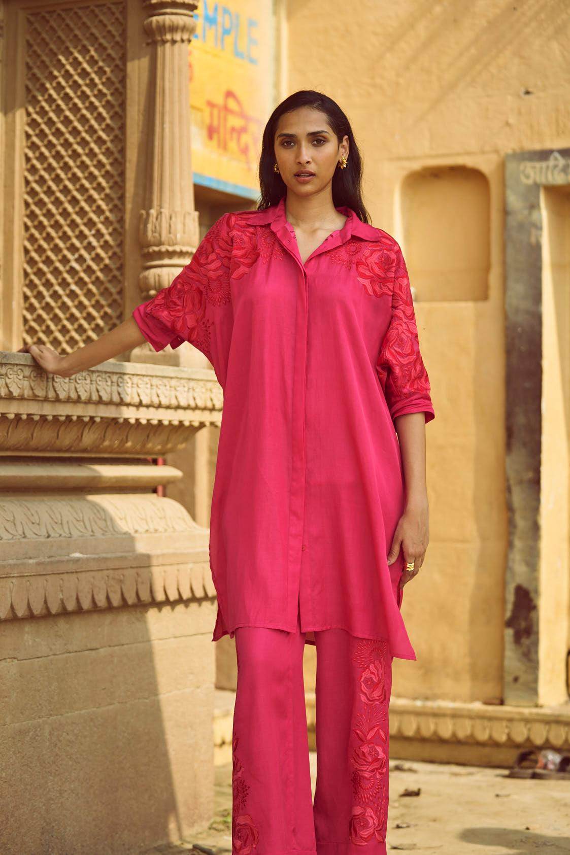 BOXY EMBROIDERED SET - dash and dot