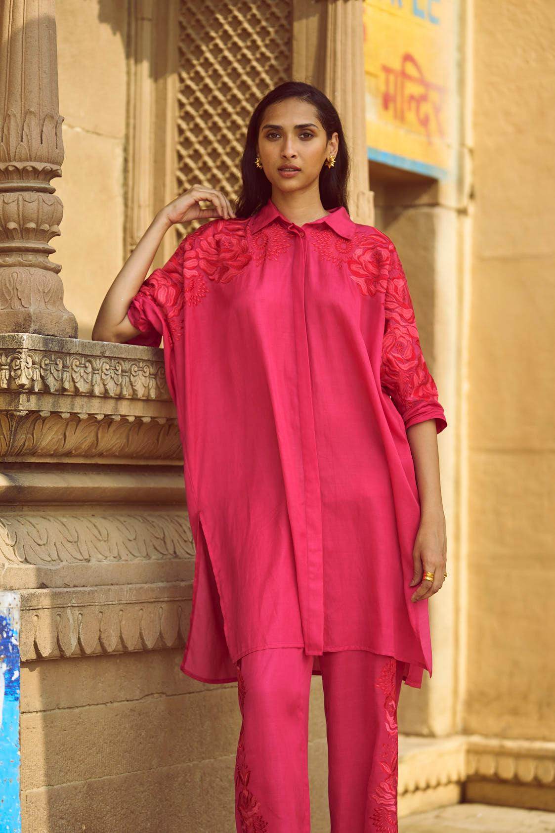 BOXY EMBROIDERED SET - dash and dot