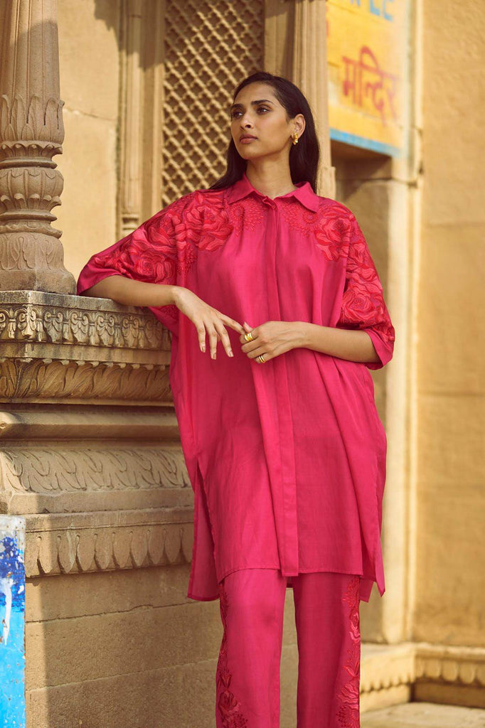 BOXY EMBROIDERED SET - dash and dot dash and dot