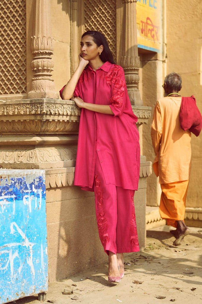 BOXY EMBROIDERED SET - dash and dot dash and dot