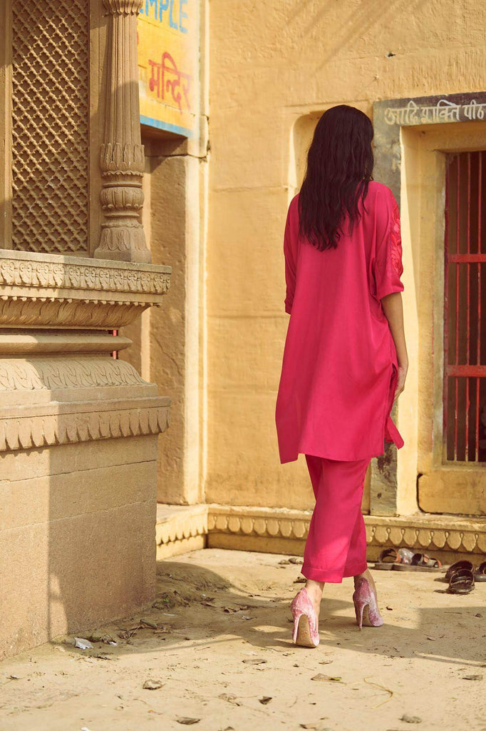 BOXY EMBROIDERED TOP - dash and dot dash and dot