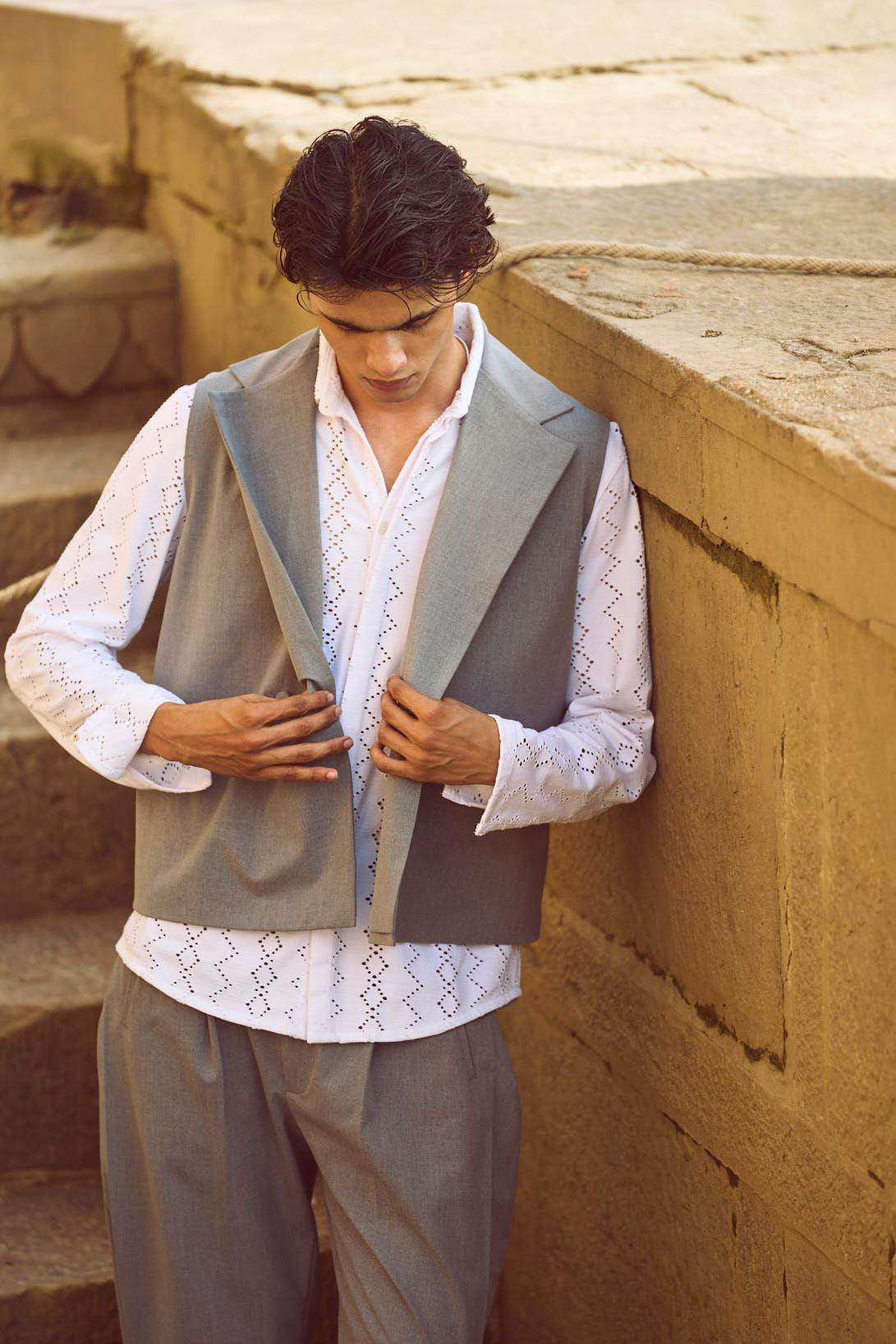 BOXY WAISTCOAT - dash and dot