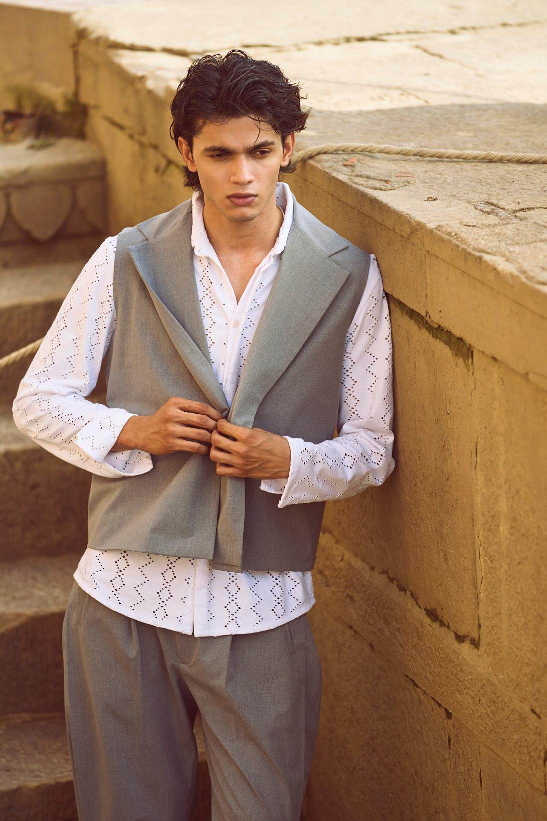 BOXY WAISTCOAT - dash and dot