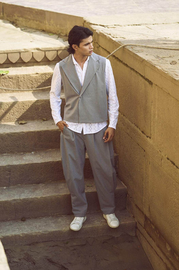 BOXY WAISTCOAT - dash and dot dash and dot