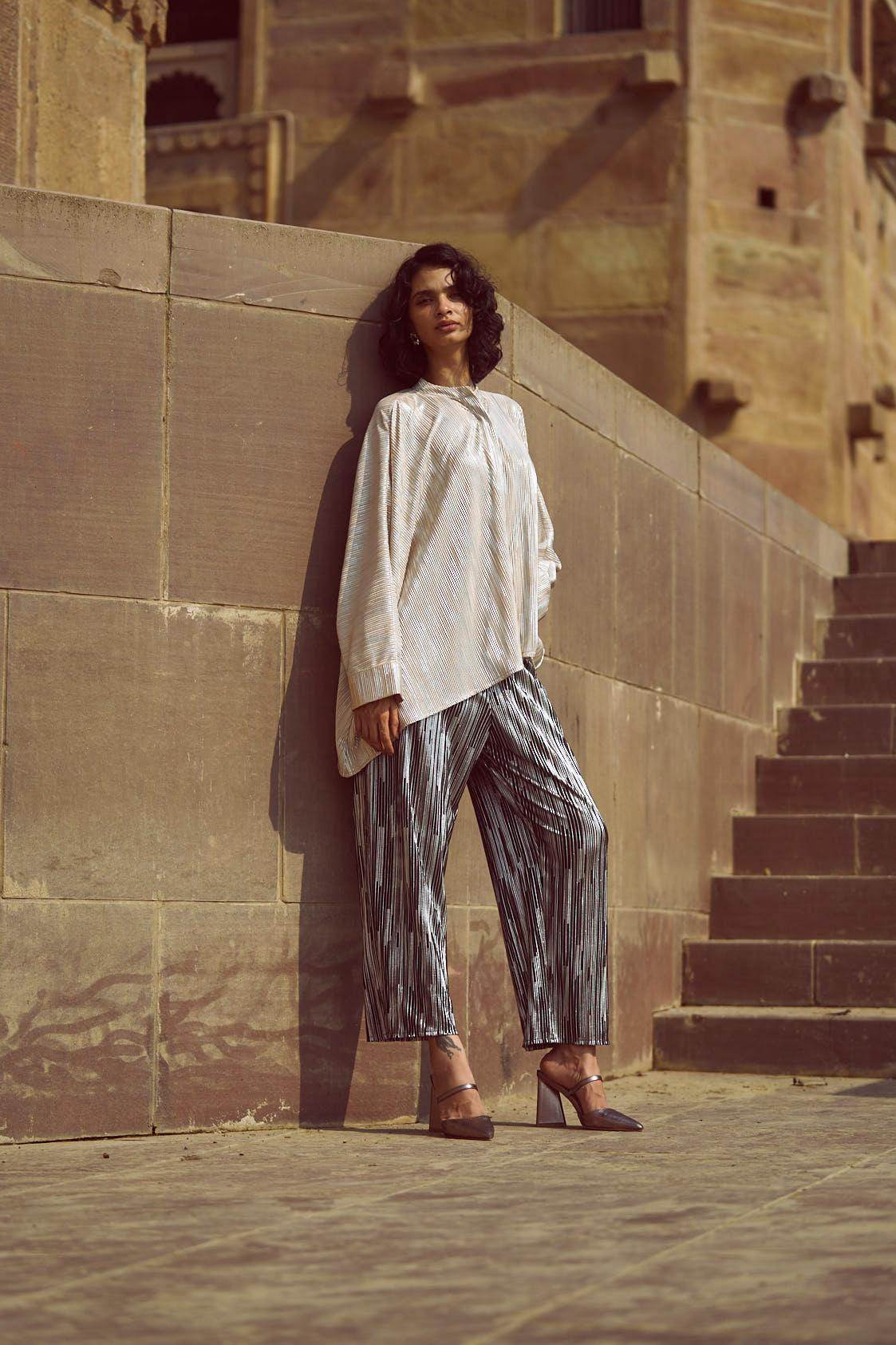 FOIL PLEATED PANT - dash and dot
