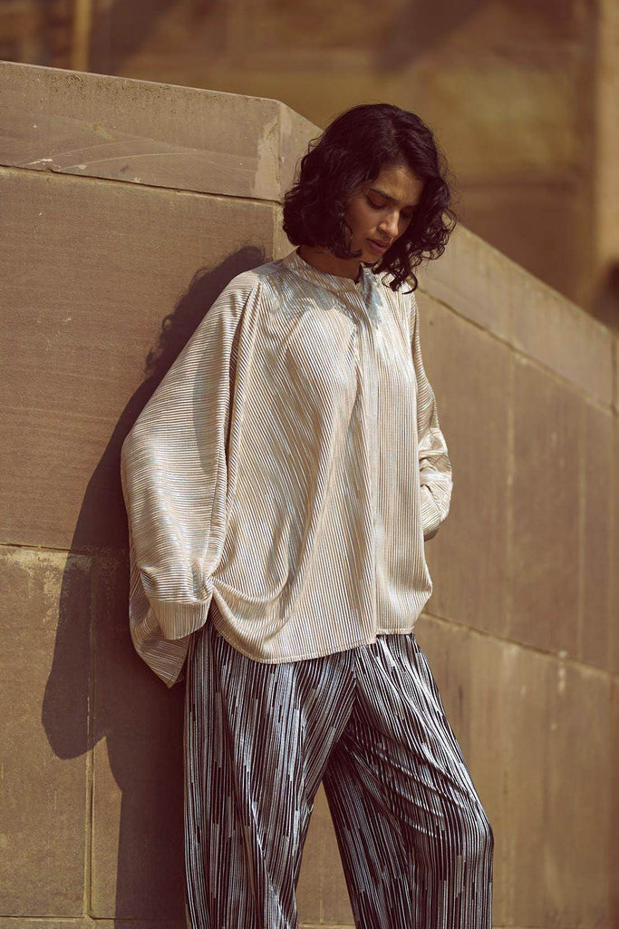 BOXY FOIL PLEATED SET - dash and dot dash and dot