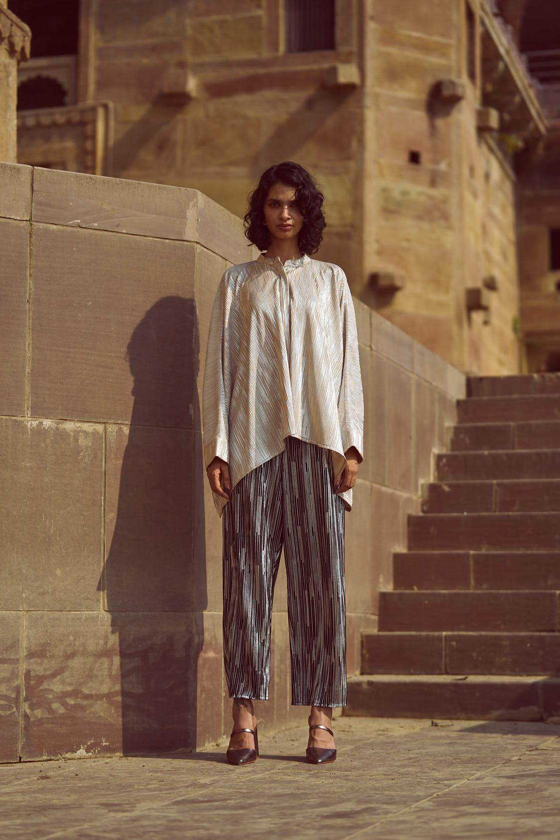 FOIL PLEATED PANT - dash and dot