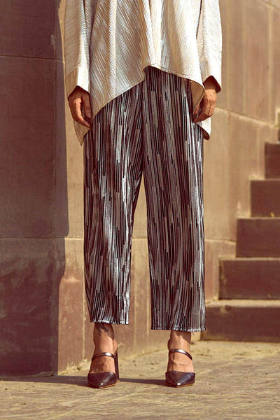 FOIL PLEATED PANT - dash and dot