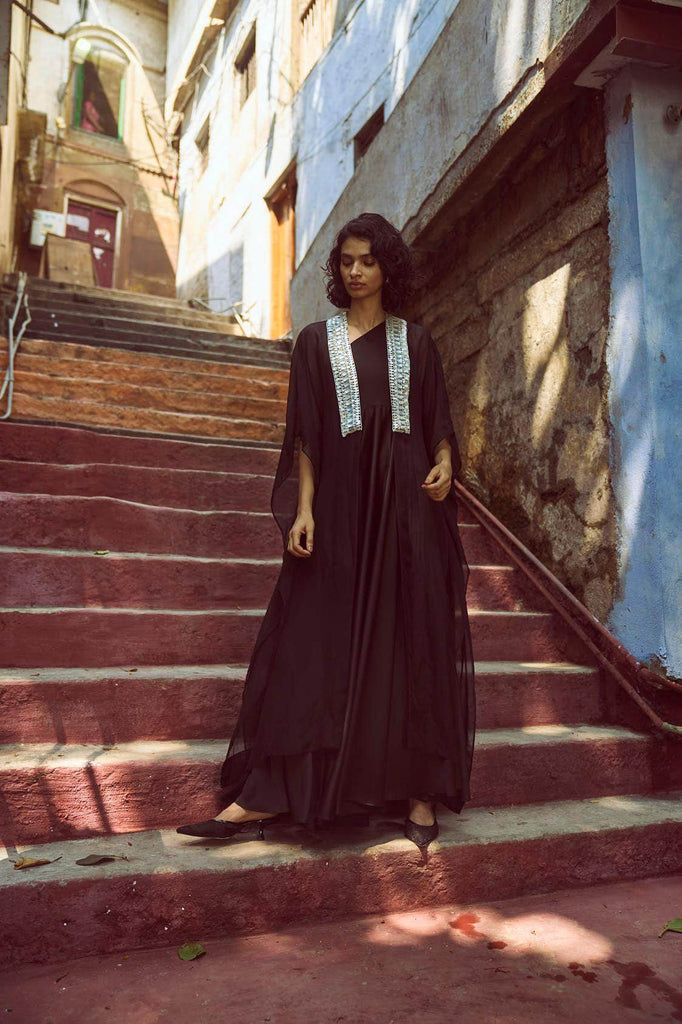 SHELL EMBROIDERED ORGANZA CAPE - dash and dot dash and dot