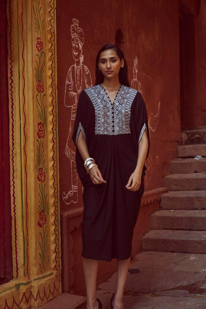 EMBROIDERED BIB KAFTAN - dash and dot dash and dot