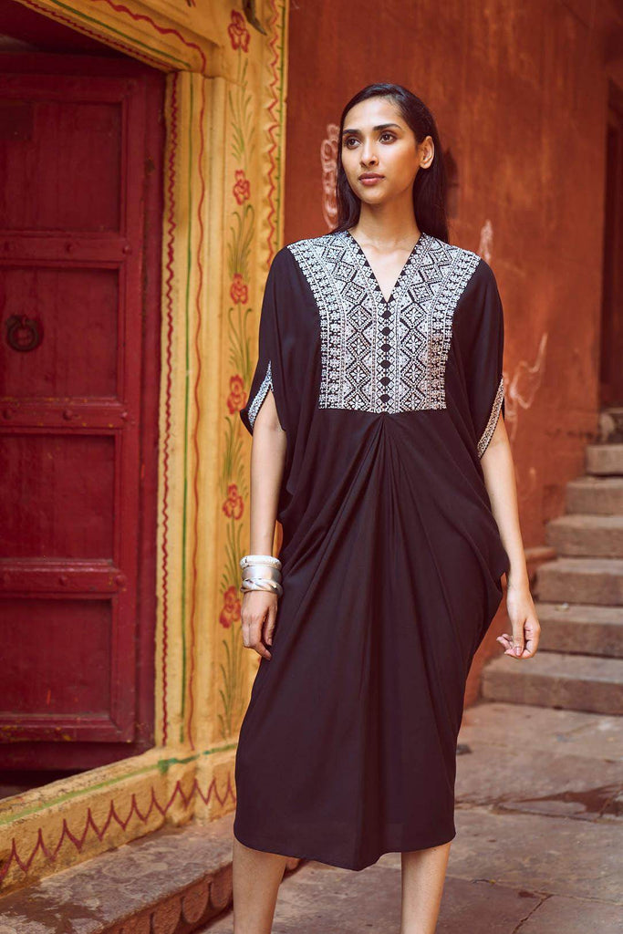 EMBROIDERED BIB KAFTAN - dash and dot dash and dot