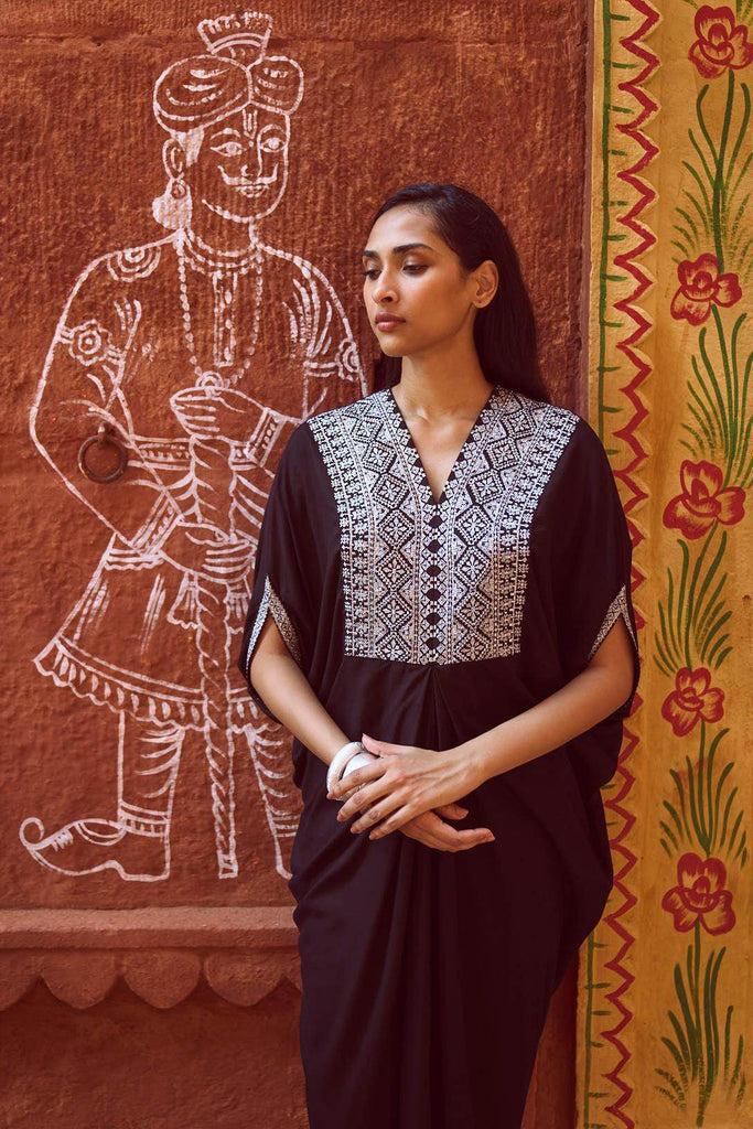 EMBROIDERED BIB KAFTAN - dash and dot dash and dot