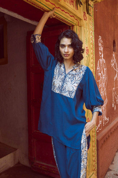 EMBROIDERED TEAL TOP - dash and dot