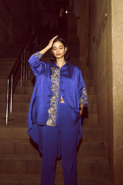 ASYMMETRIC EMBROIDERED TOP - dash and dot