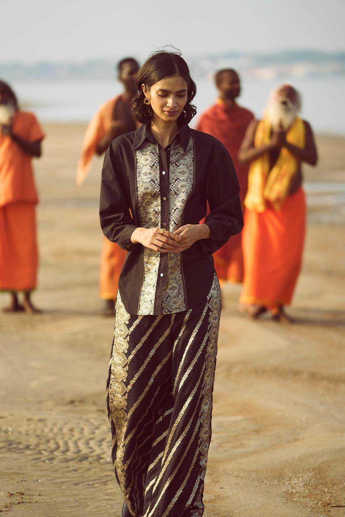 BROCADE BORDER AND PANT SET - dash and dot