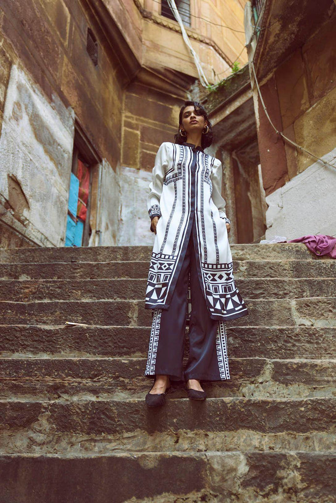 GEO TRIBAL PRINTED TOP - dash and dot dash and dot