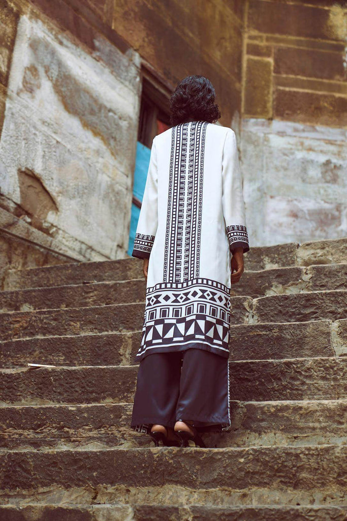 GEO TRIBAL PRINTED TOP - dash and dot dash and dot