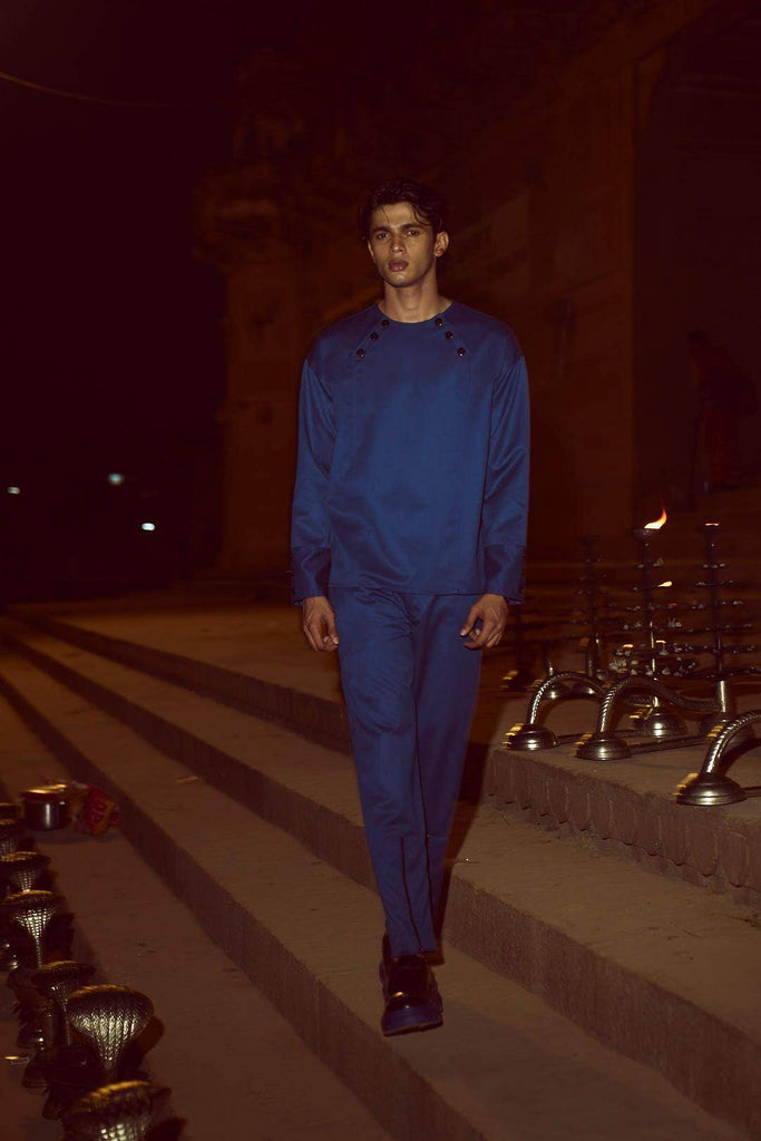 BUTTON ON SHIRT - dash and dot dash and dot