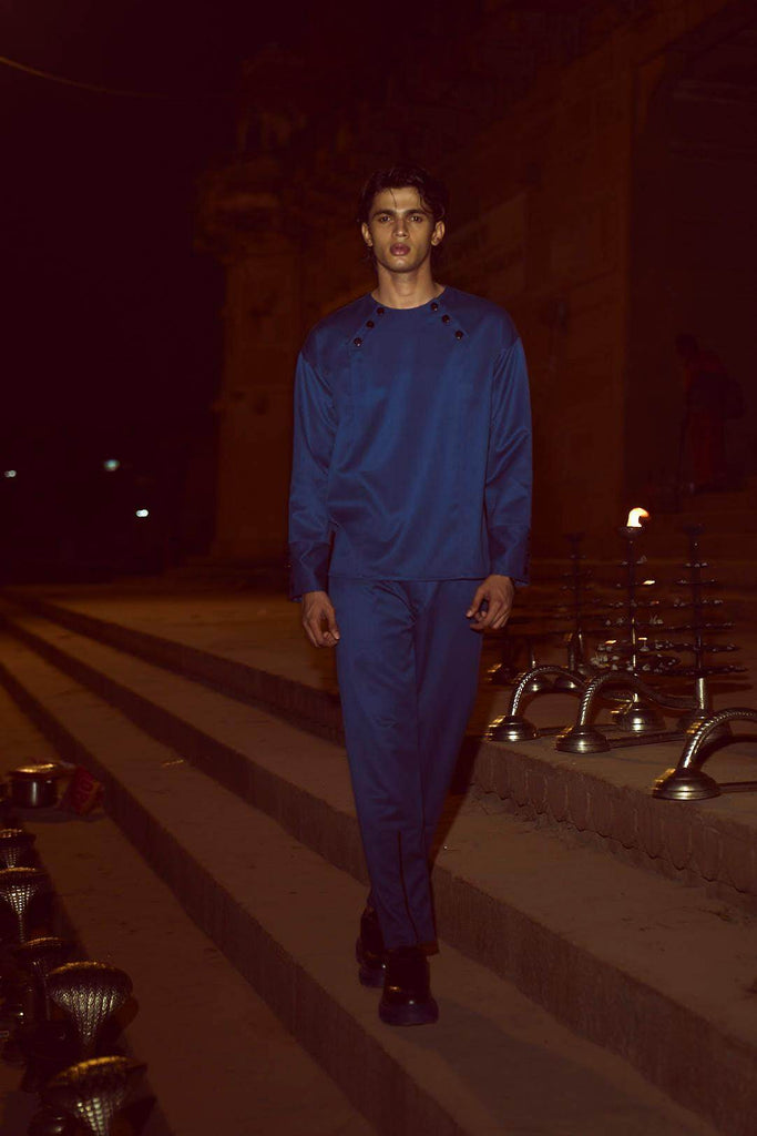 BUTTON ON SHIRT - dash and dot dash and dot