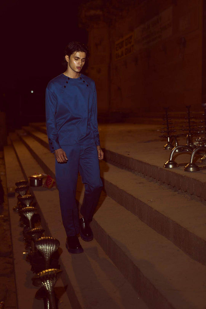 BUTTON ON SHIRT - dash and dot dash and dot