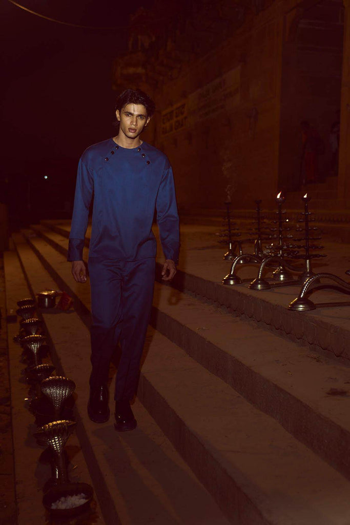 BUTTON ON SHIRT - dash and dot dash and dot